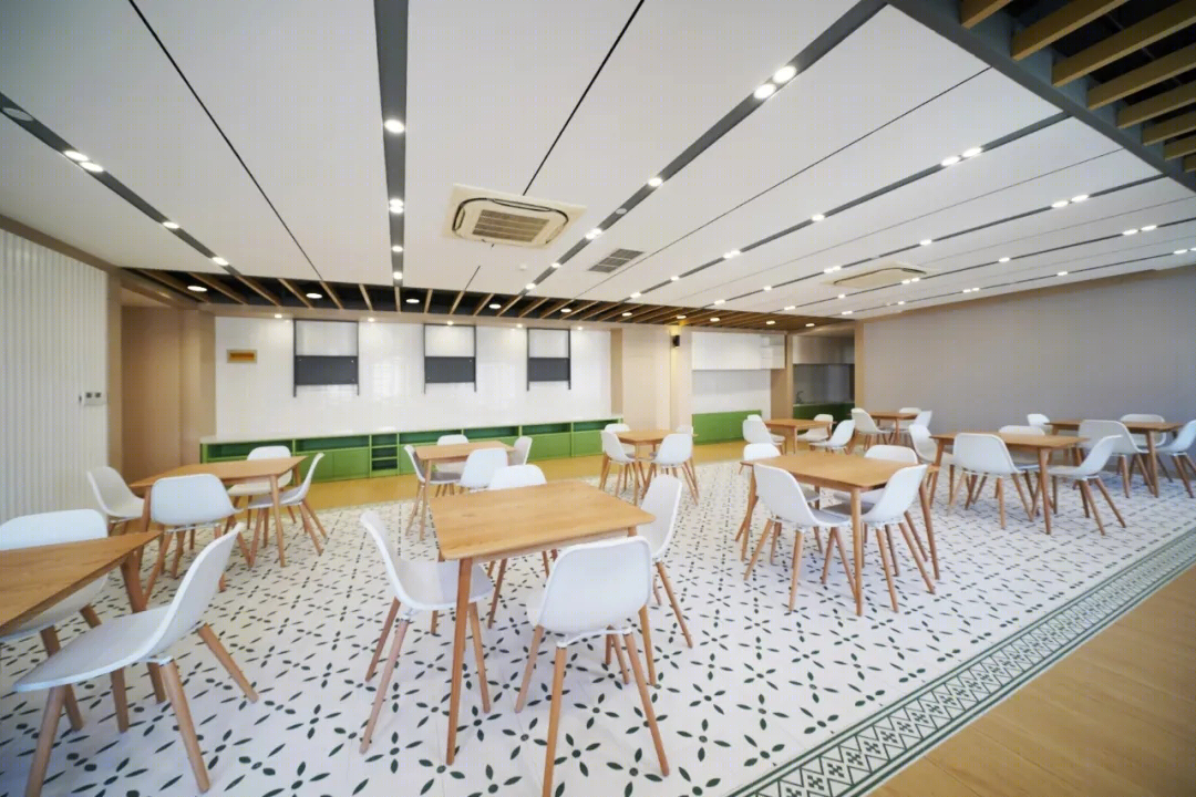上海青浦世界外国语学校学生与教职工餐厅丨中国上海丨形非建筑-11