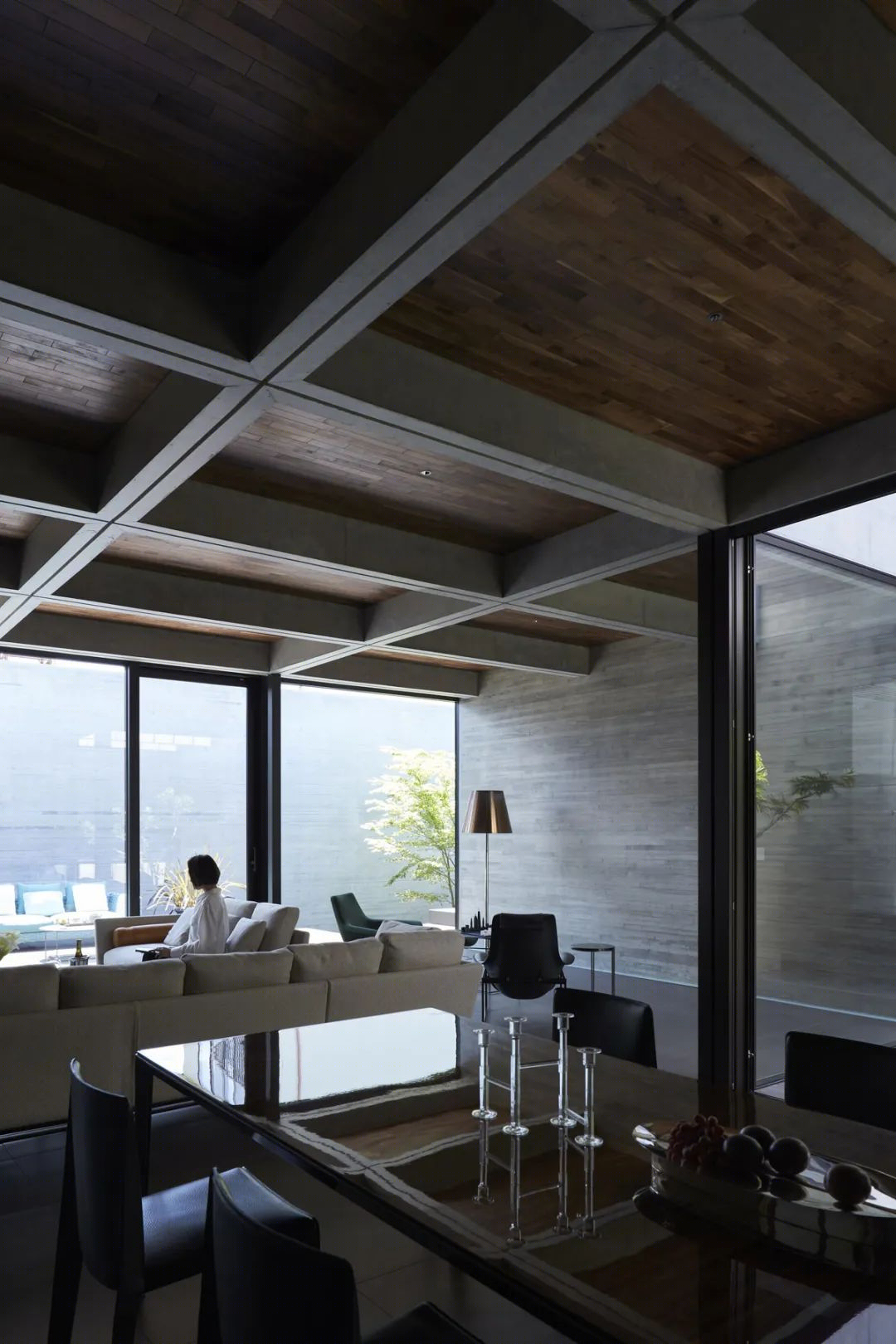 关东 270㎡野兽派美学住宅丨日本丨Apollo Architects & Associates-29
