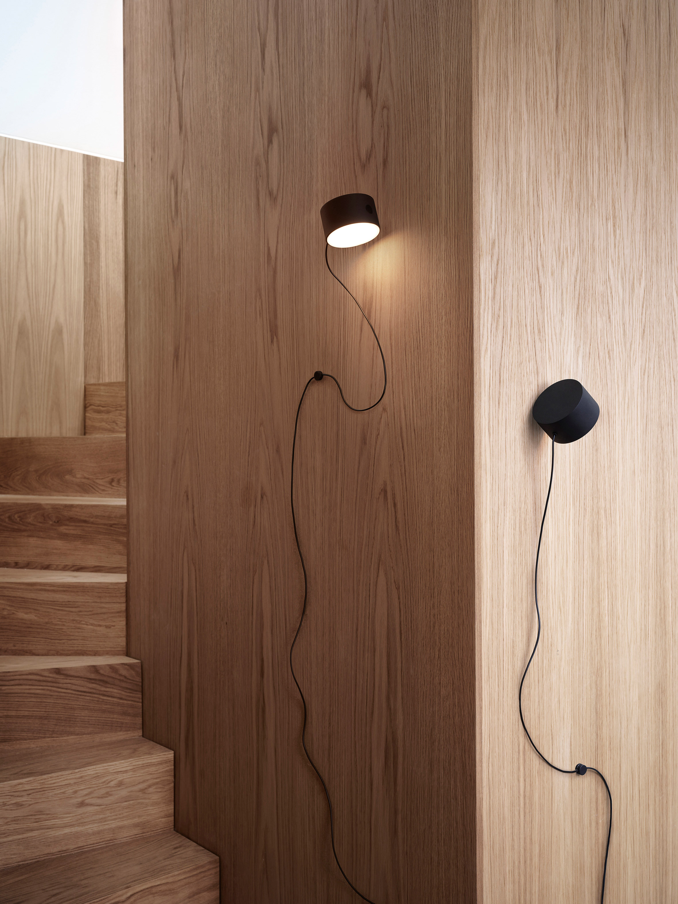 Muuto 推出模块化灯具与扭曲形花瓶-6