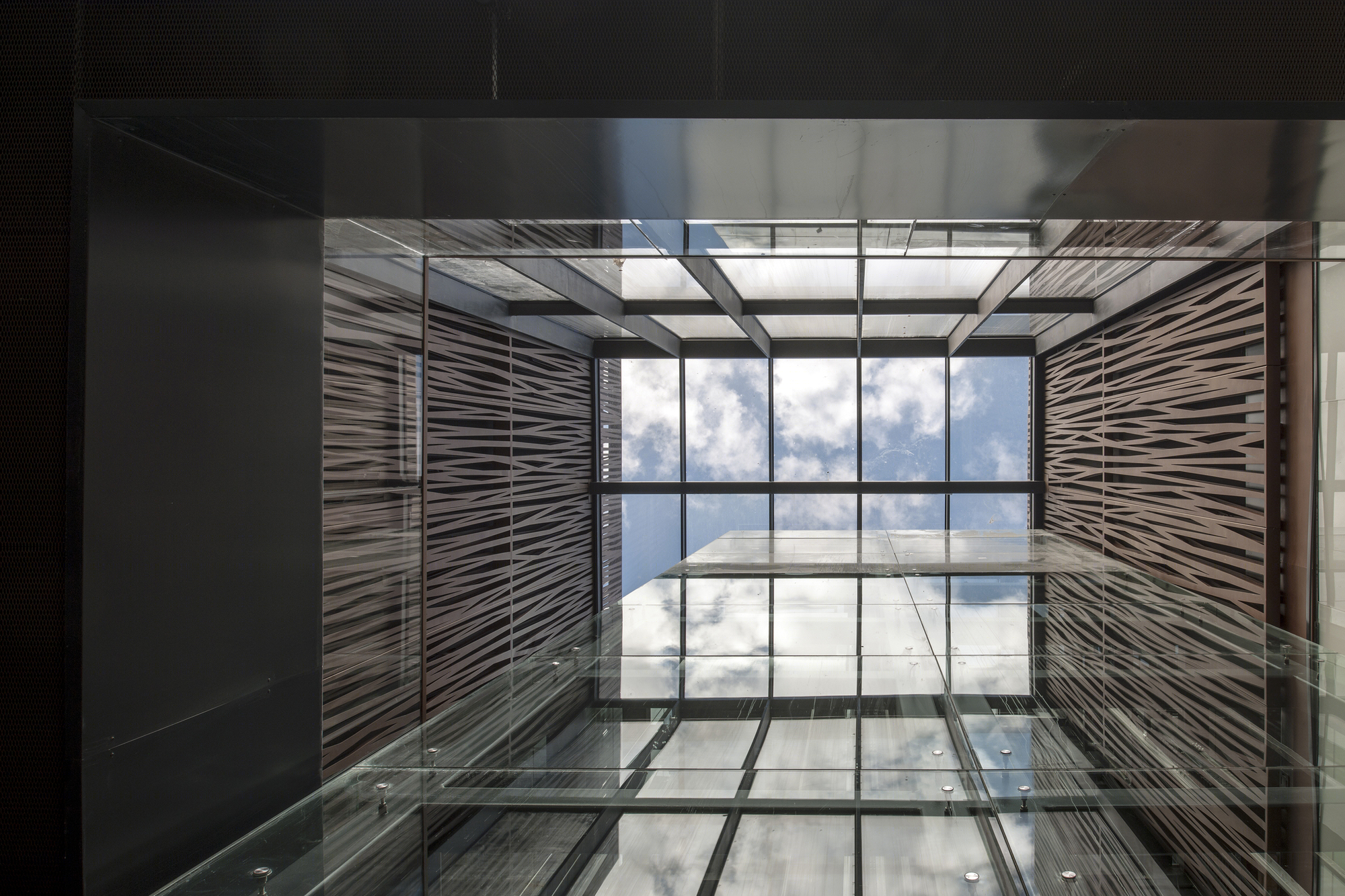 Tabanlıoğlu Architects丨别墅丨土耳其Selcuk Ecza总部-25