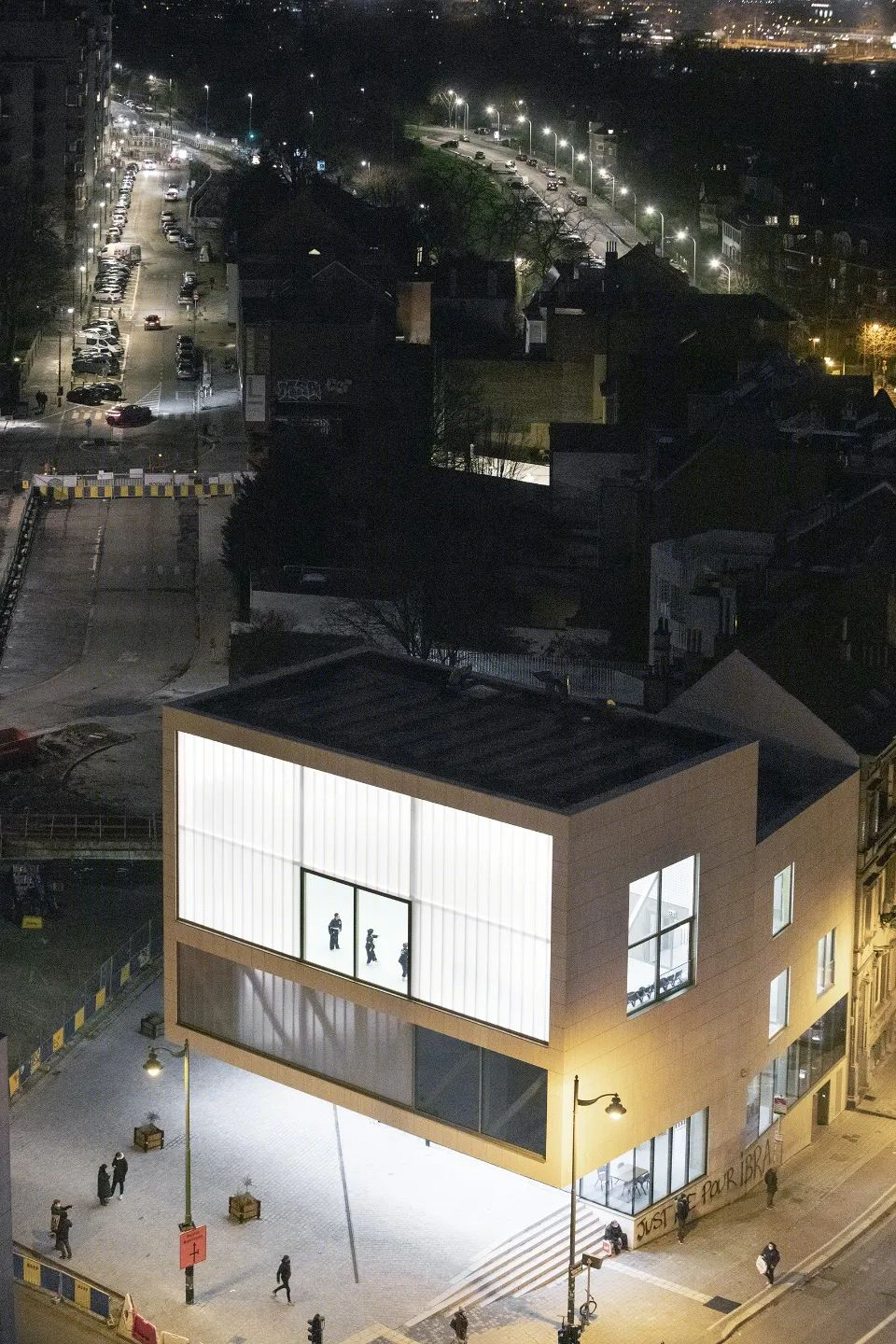 Centr'Al 综合运动中心丨保加利亚鲁塞丨Barchitecten-36