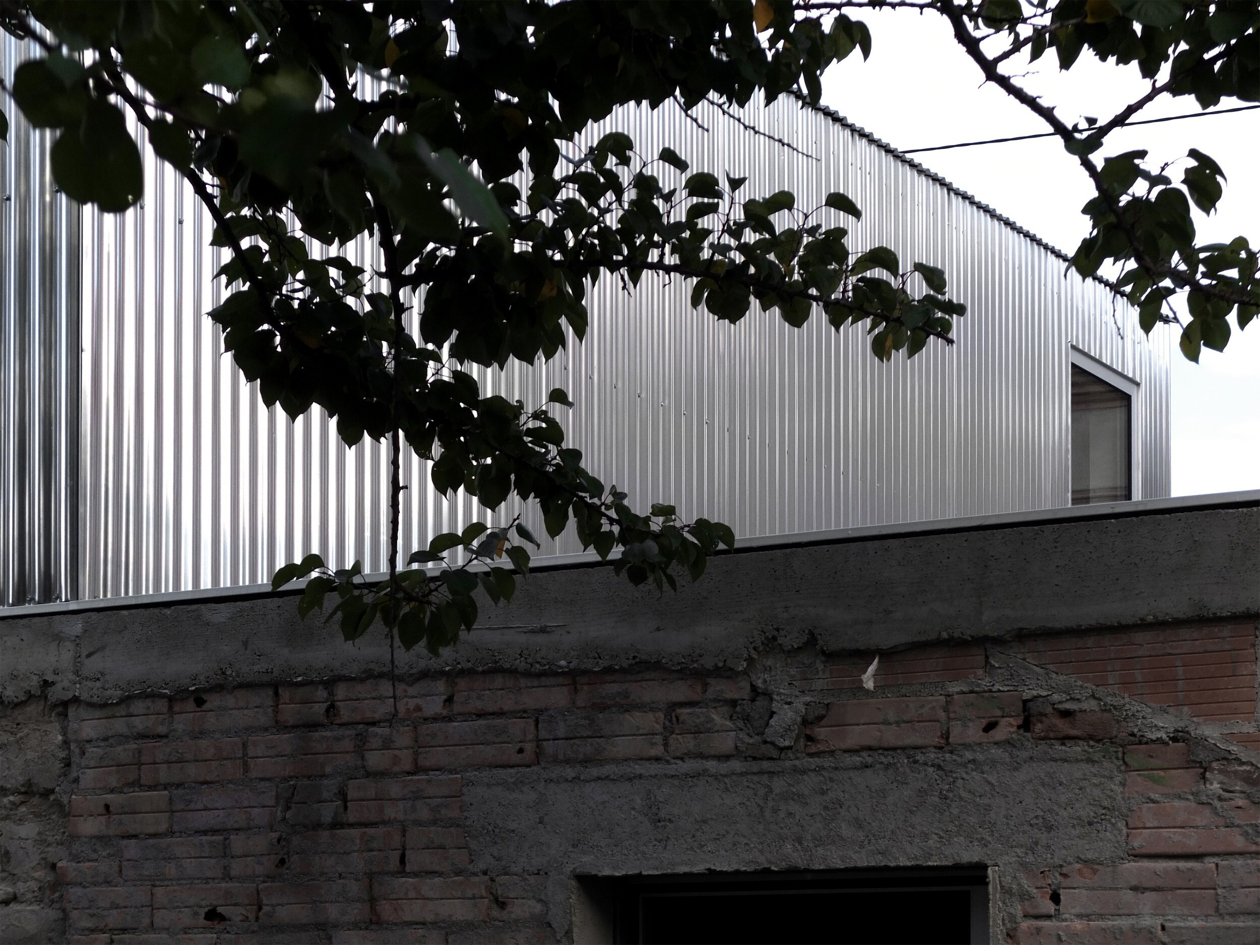 法国图卢兹郊区砖厂街道特色住宅-11