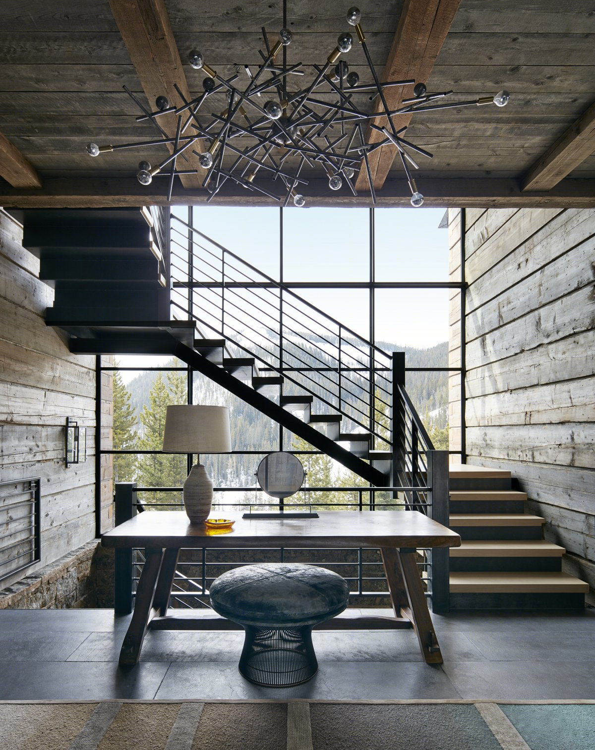Montana Ski House by Shawn Henderson |  舒适丰富，令人感到轻松的室内设计-7