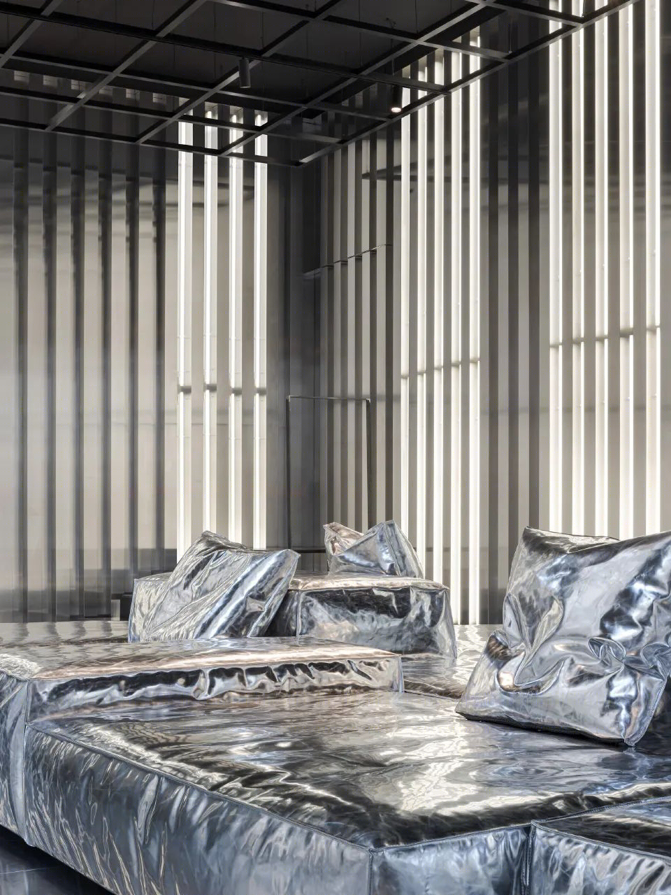 米兰 Living Divani 梦幻展廊丨意大利米兰丨Piero Lissoni-22