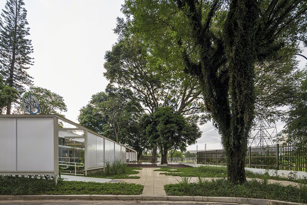 巴西绿色生态商业建筑丨LoebCapote Arquitetura e Urbanismo-11