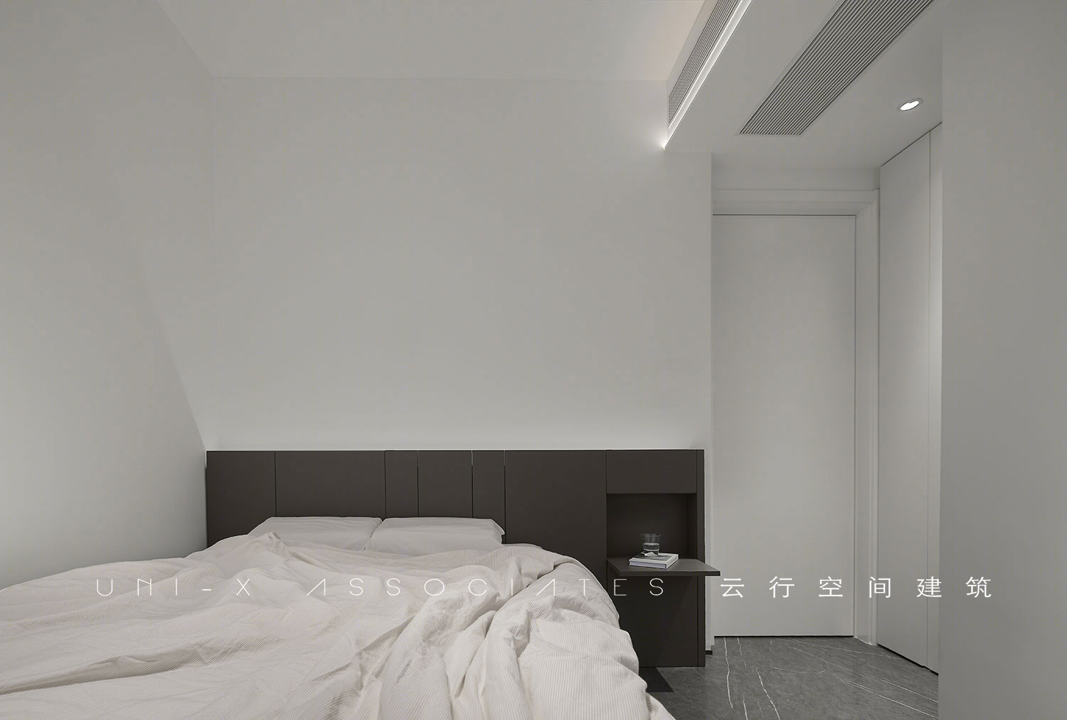 南京语山棠 · 85㎡的极简自由空间丨中国南京丨云行设计-42