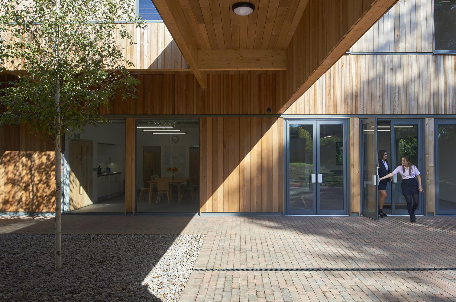 英国圣特蕾莎第六学习活动中心-13