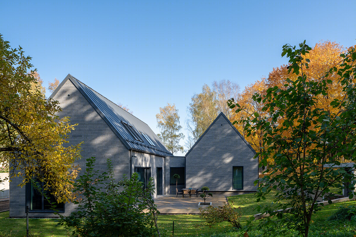 Maple Tree House near Vilnius-2