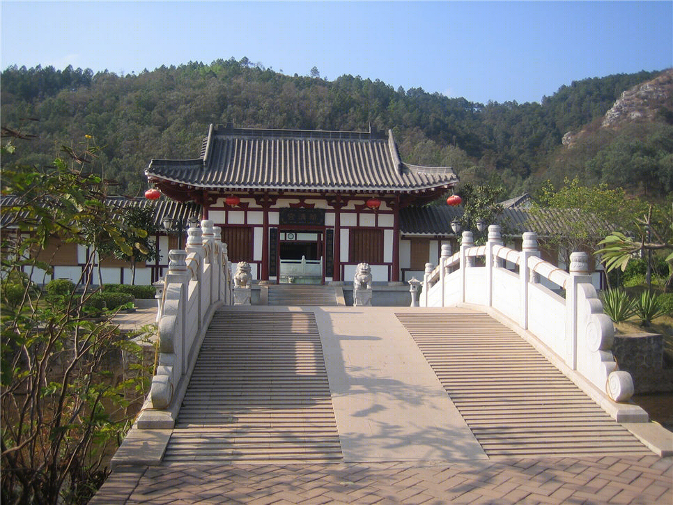 广东河源龙源温泉城景观-7