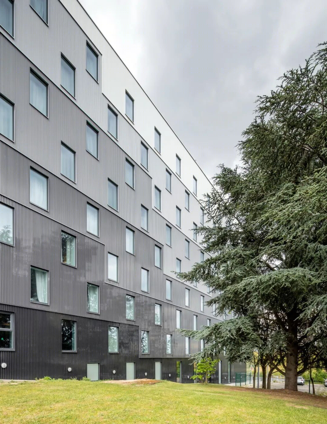 法国彩色立面酒店丨Manuelle Gautrand Architecture-29