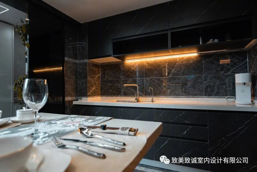 致美致诚打造 180 平米现代私宅,诠释和谐空间之美-43
