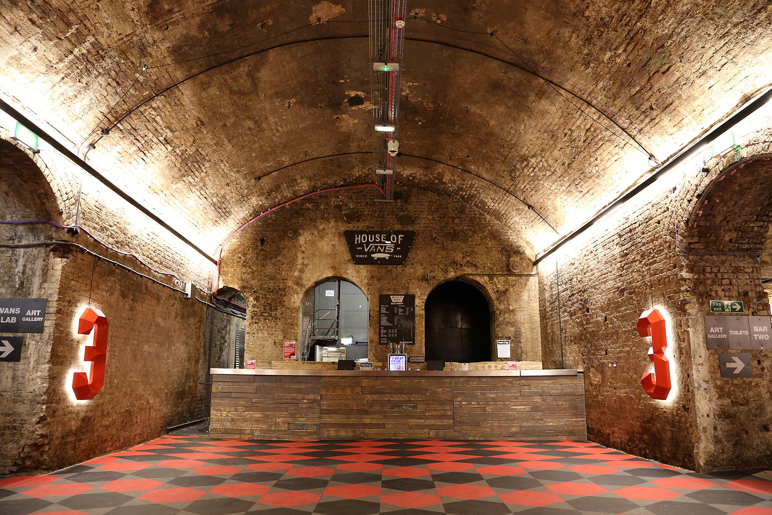 英国货车和滑板爱好者之家 (The House of Vans London)-16
