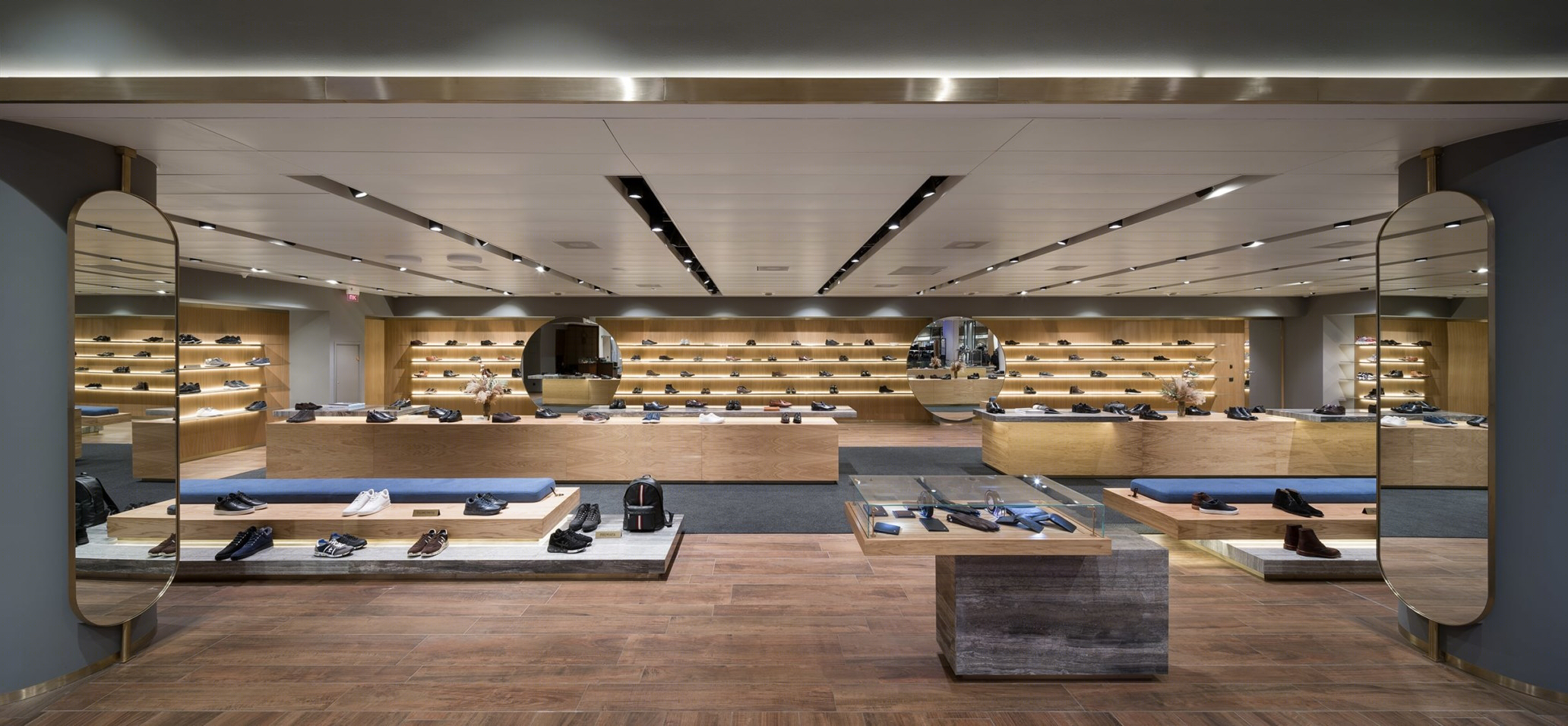 Men's Shoes Department Bezmirno Architects-6