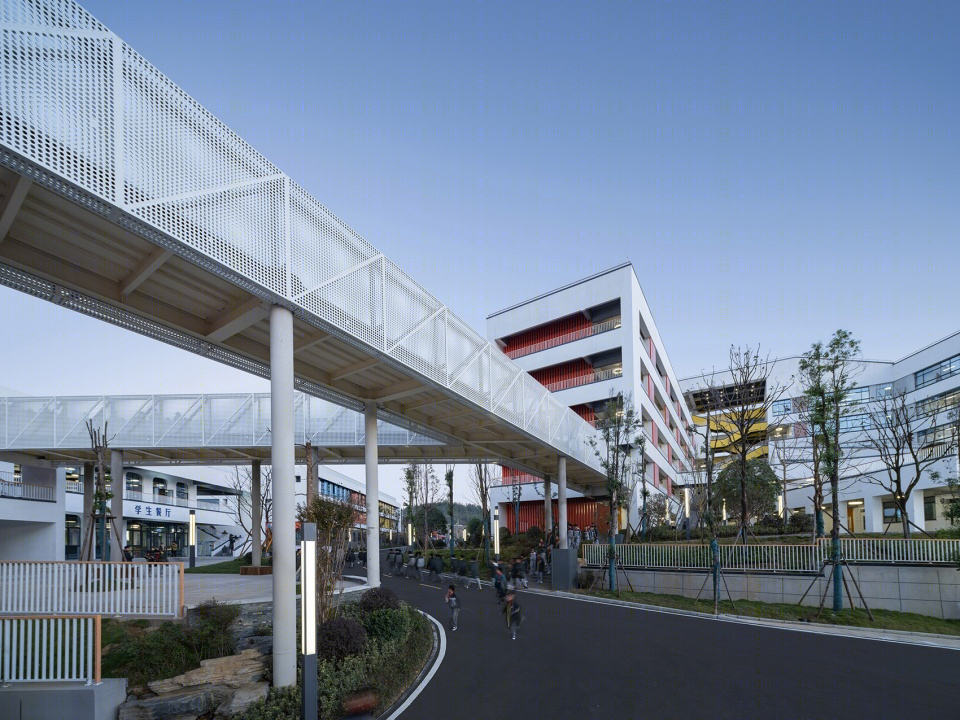 吉首中驰·湘郡礼德学校丨中国湘西丨山东建筑大学建筑城规学院象外营造工作室-60