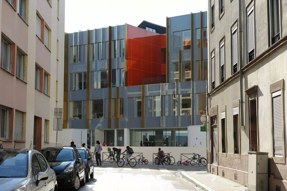 法国 Saint-Jean 学校 | 流动温馨的空间设计-5