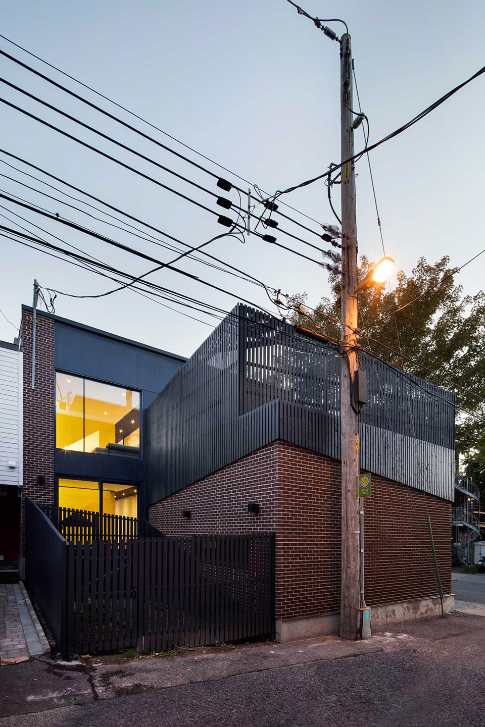蒙特利尔的青黄色活力住宅-6