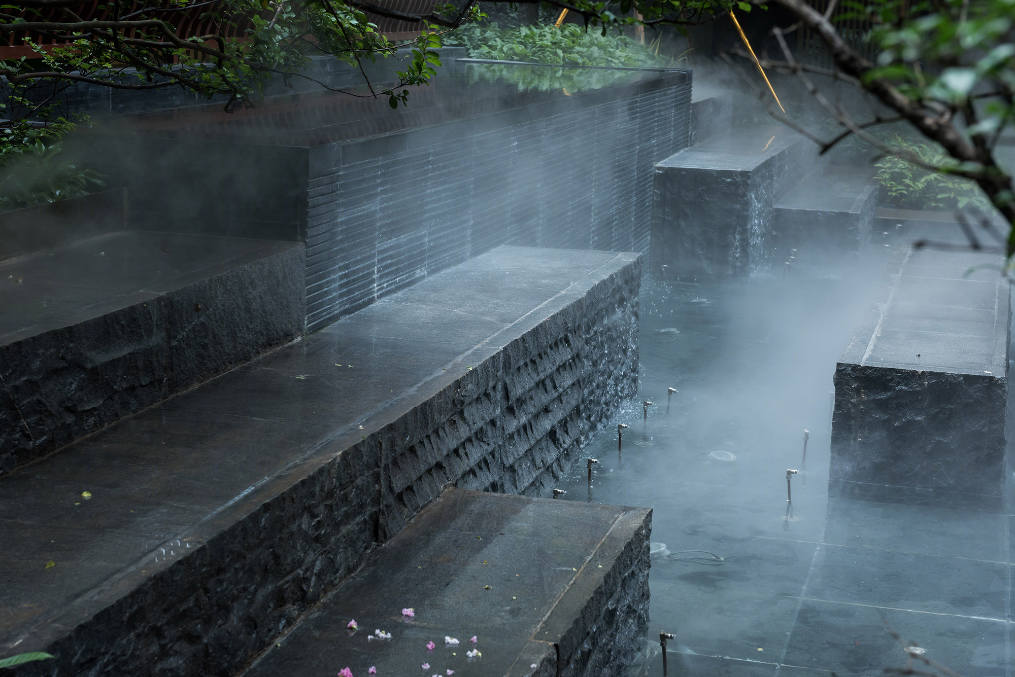 南宁大唐臻观示范区景观 | 现代主义东方居住美学-12