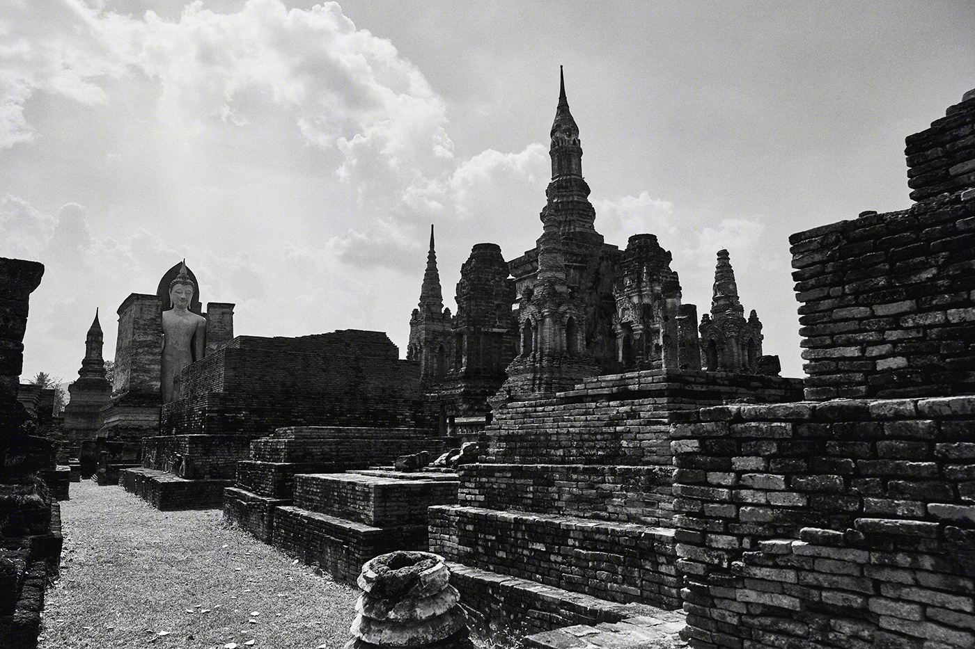 泰国 Phitsanulok 市佛教雕塑公园-11