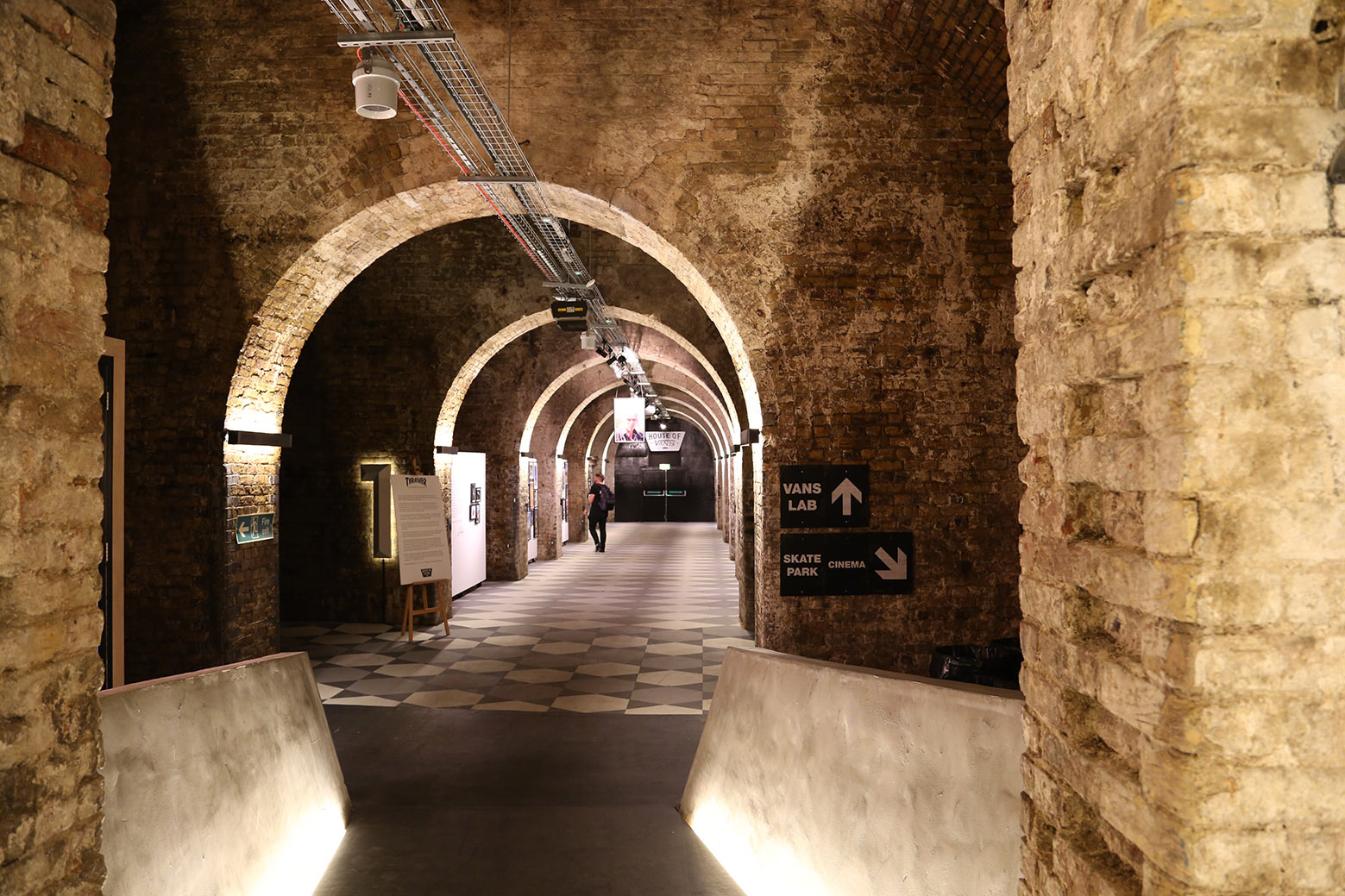 英国货车和滑板爱好者之家 (The House of Vans London)-18