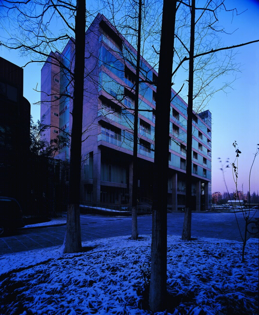 同济大学 C 楼-12