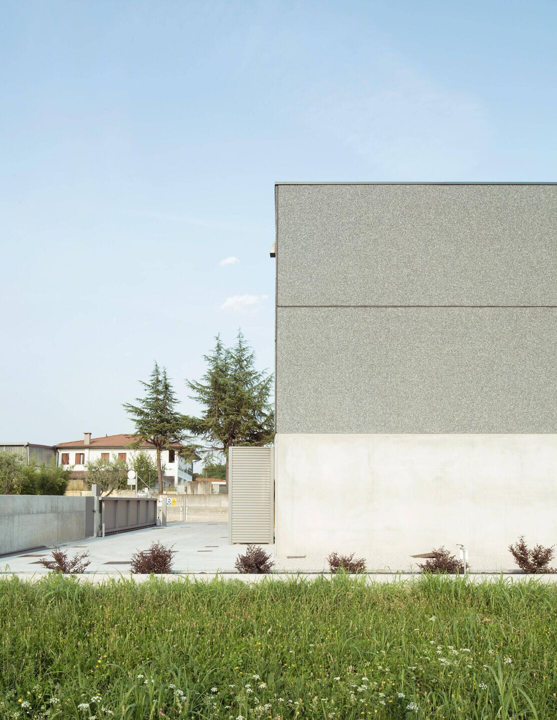 工业建筑的时尚转型丨意大利丨Didonè Comacchio Architects-12