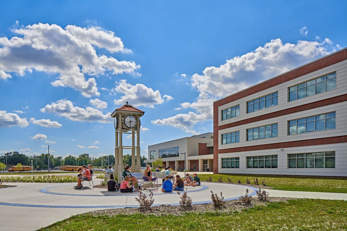 密歇根州 Portage Central Middle School丨美国密歇根丨Stantec 和 C2AE-18