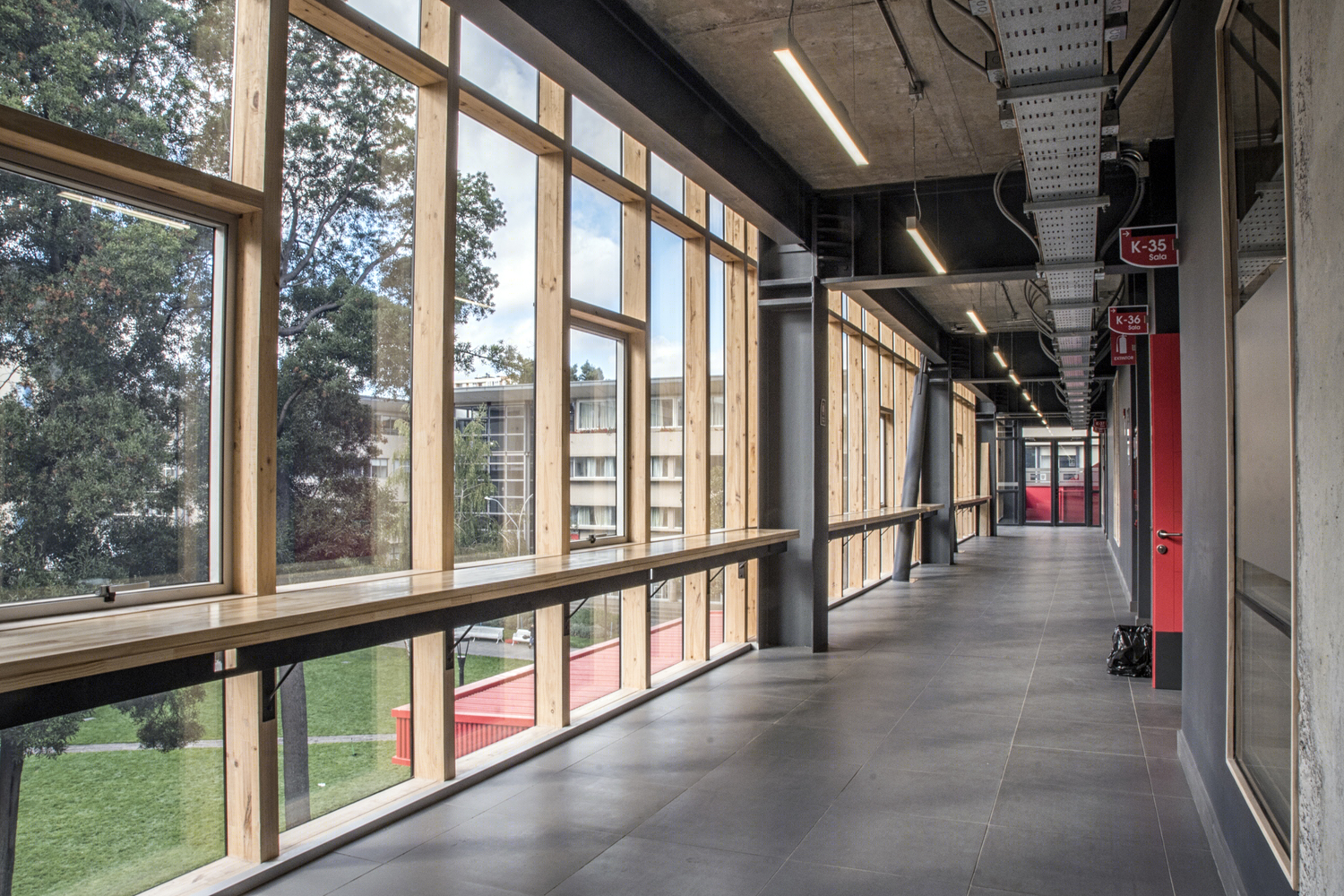 智利自治大学建筑与工程学院K楼-9