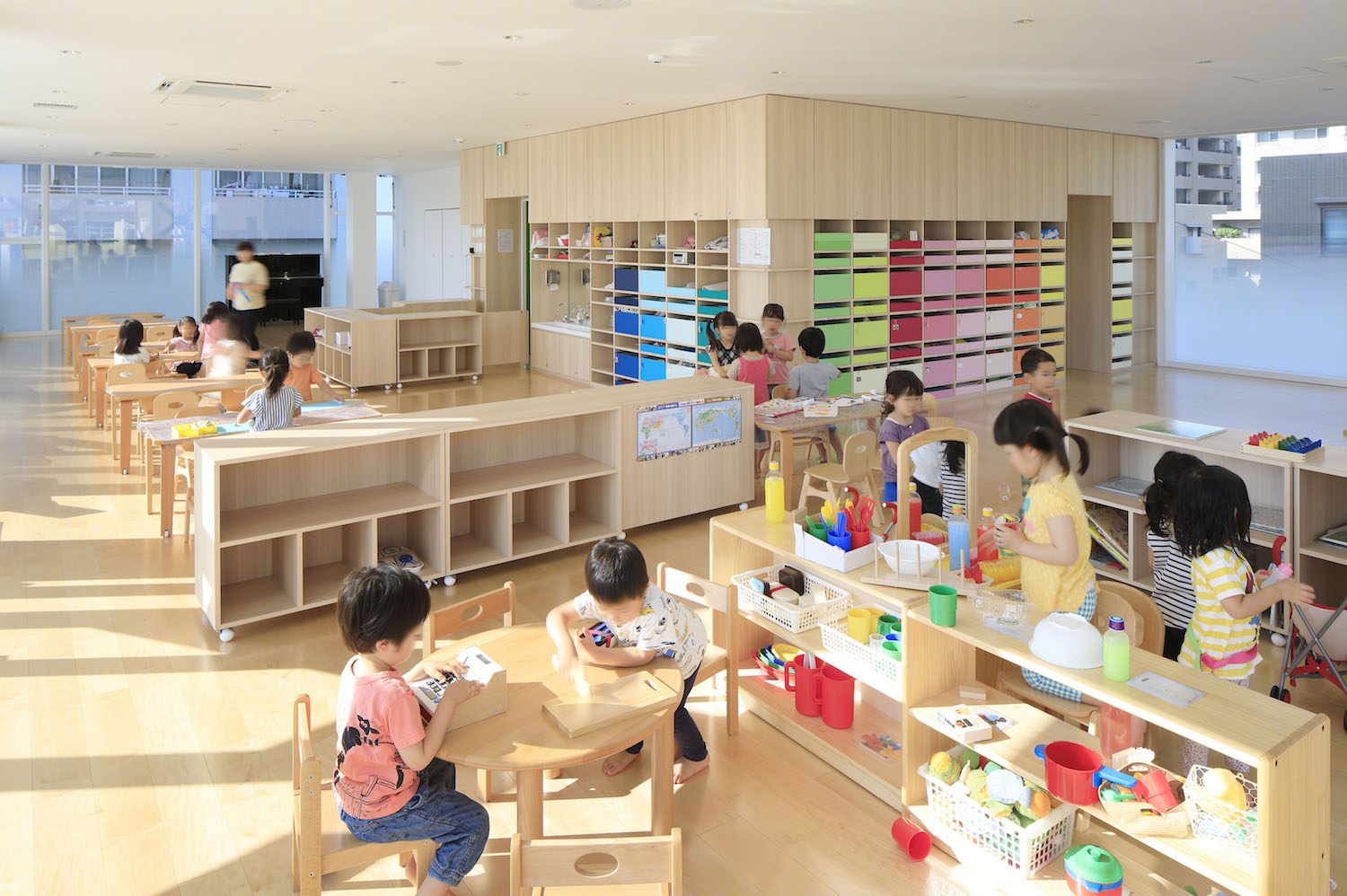 城市中的彩色树林 & 日本六本松幼儿园-16