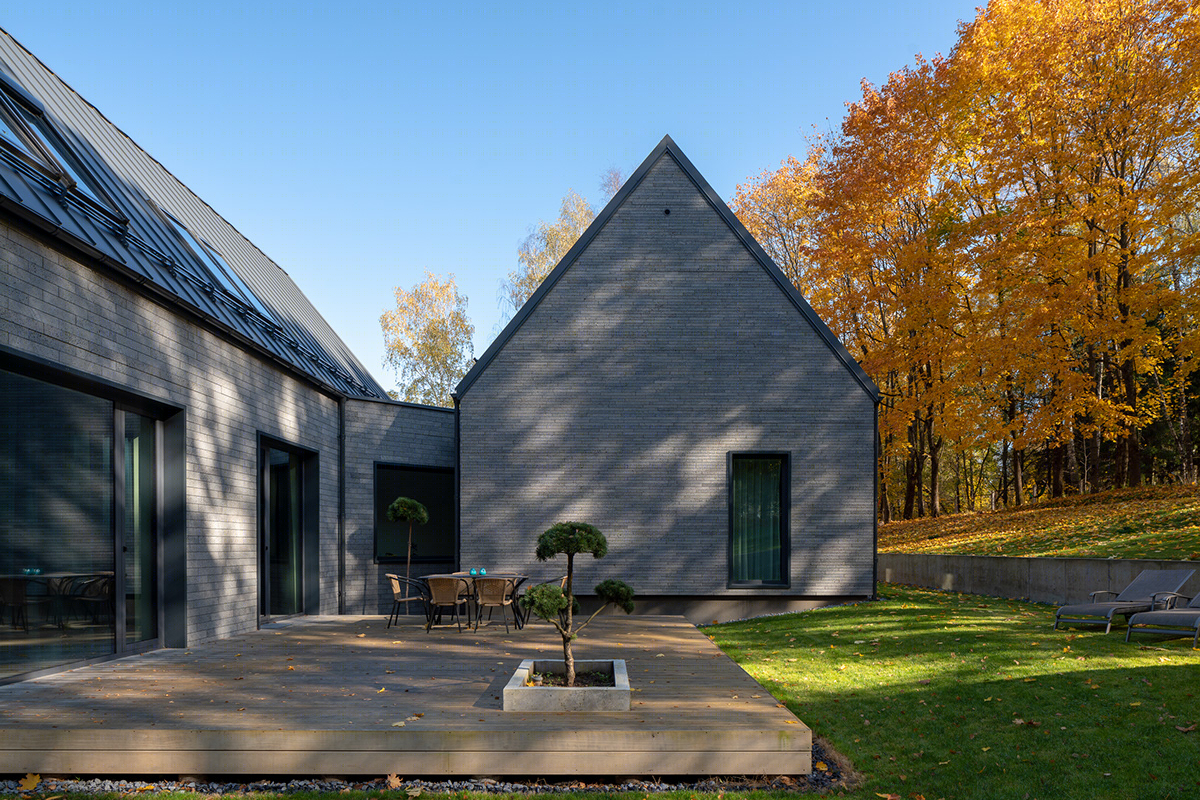 Maple Tree House near Vilnius-6