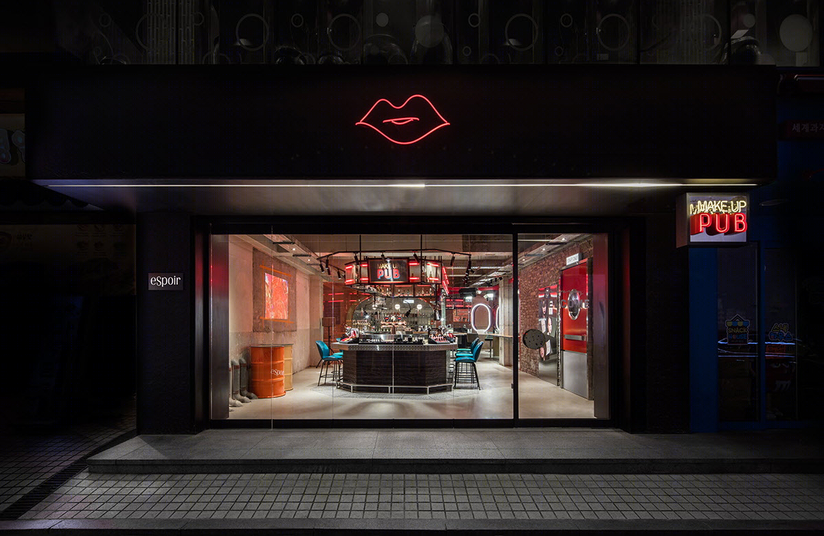 韩国首尔 Make up Pub 概念店 | Betwin Space Design-0