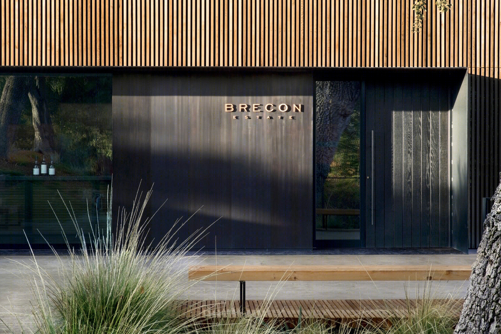 美国帕索罗布尔斯布雷肯地产酒庄(America Paso Luo Buer Sibuleiken Estate Winery)丨Aidlin Darling Design-31