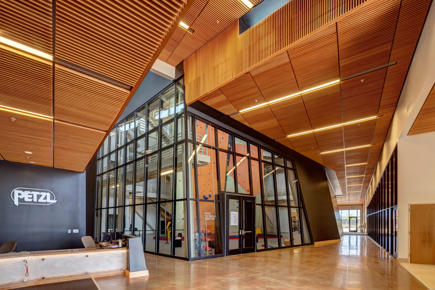 PETZL北美总部和配送中心丨ajc architects-25