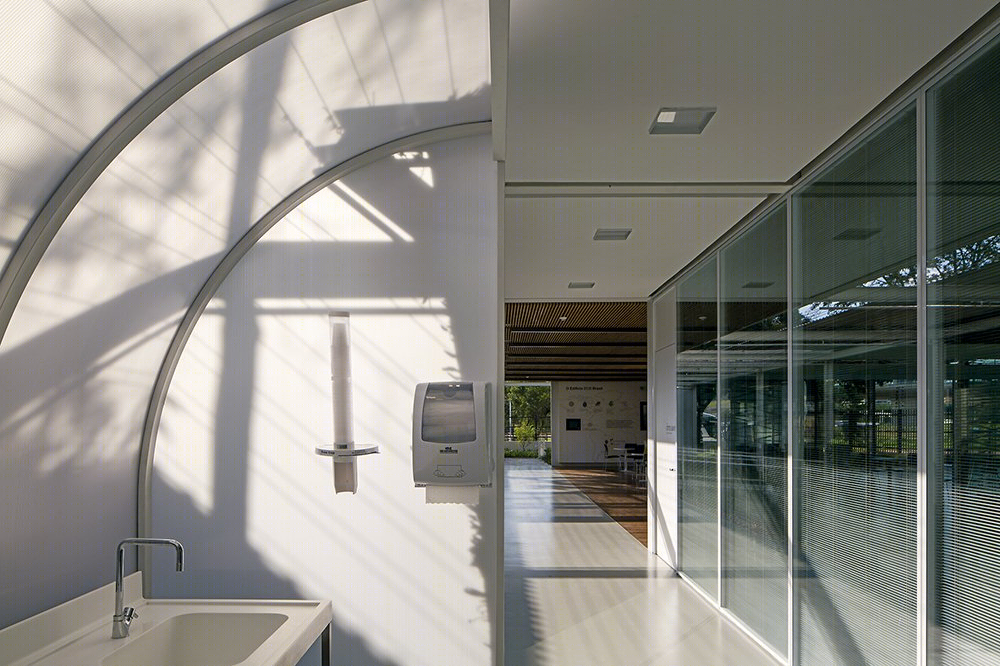 巴西绿色生态商业建筑丨LoebCapote Arquitetura e Urbanismo-19