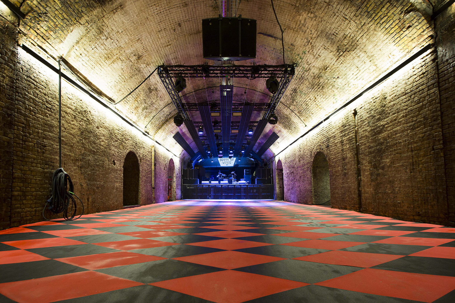 英国货车和滑板爱好者之家 (The House of Vans London)-19