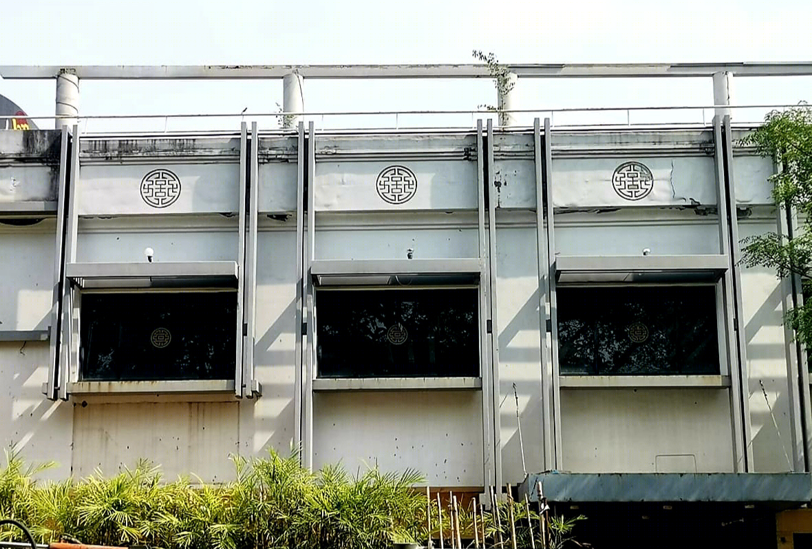 Exterior Views Of Street-0