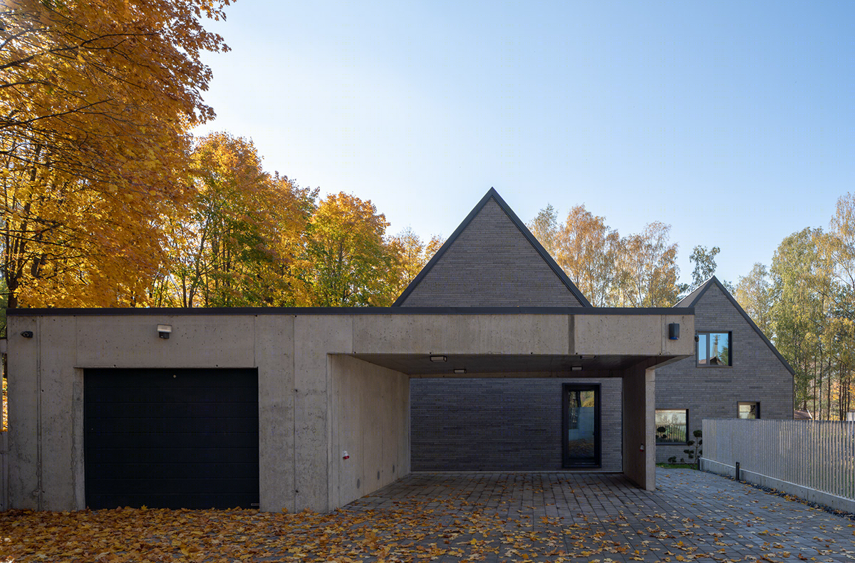 Maple Tree House near Vilnius-9