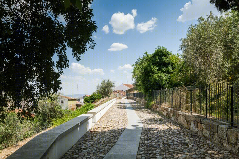 葡萄牙 MIRADOURO 城堡历史区域的重生-13