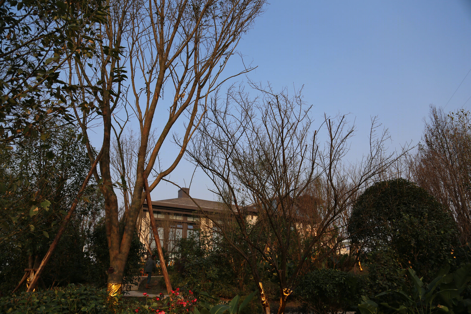 重庆城海滨江春城住宅景观设计-14