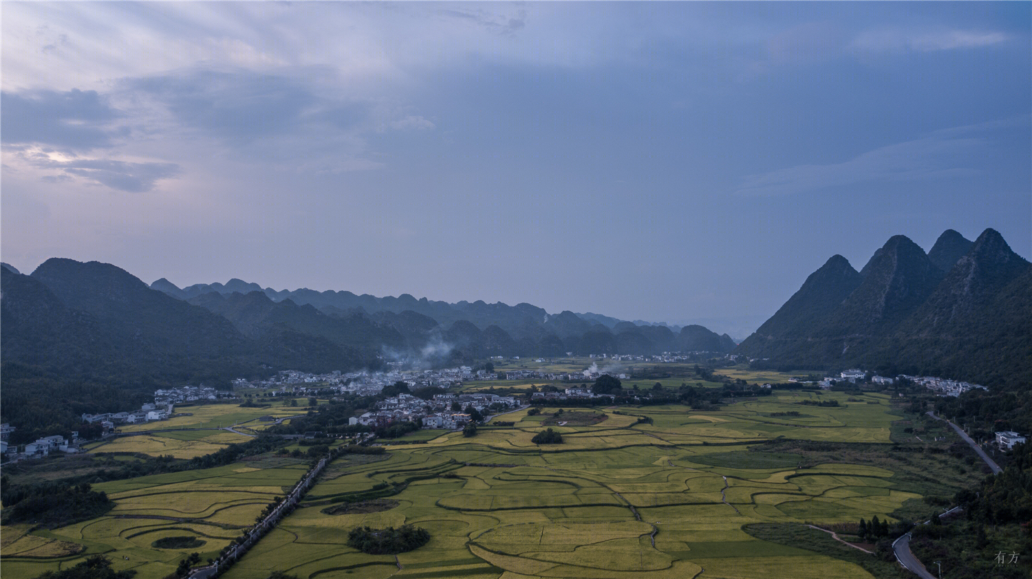 贵州万峰林石宅-6