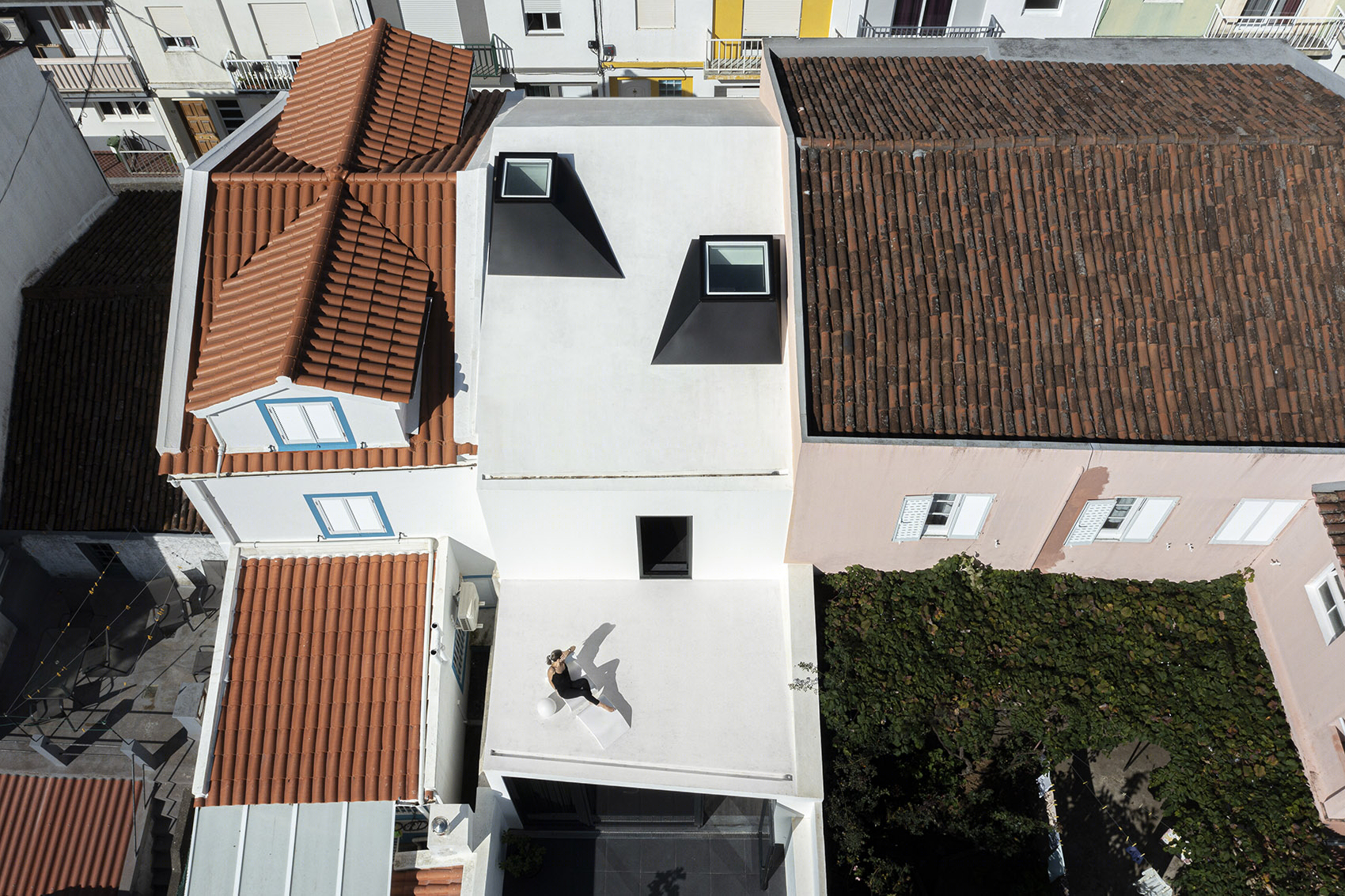 风车住宅丨葡萄牙蓬塔德尔加达丨Ivo Tavares Studio-7