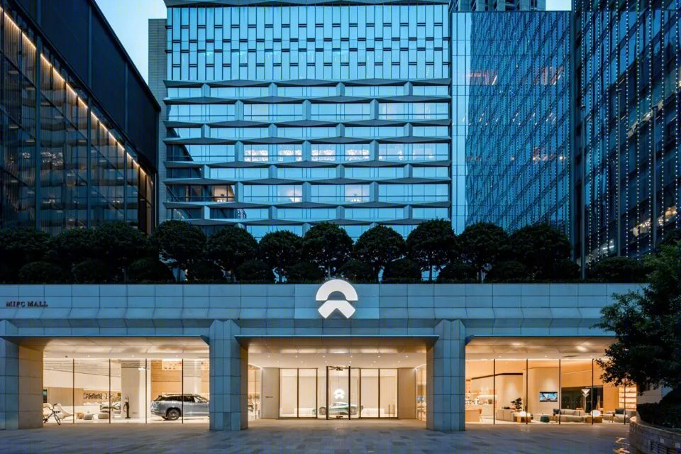 蔚来天津旗舰店 | 融入四合院理念的现代社区空间-6