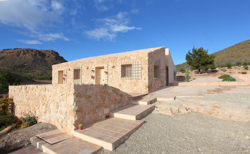 西班牙 Pastrana I 住宅丨Pepa Díaz Arquitecta-8