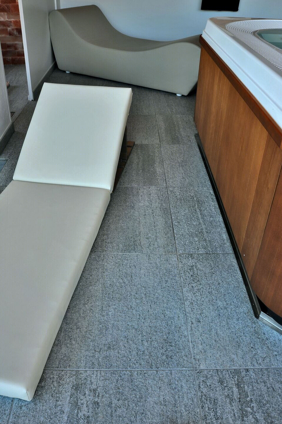 意大利彩虹湖公寓丨意大利莱科丨Ceramiche Keope-32