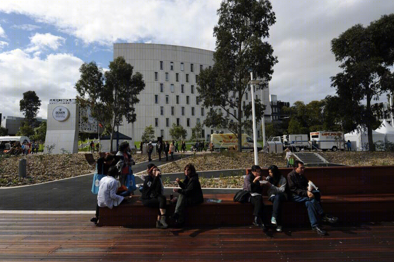 绿色现代的迪肯大学校园改造-22