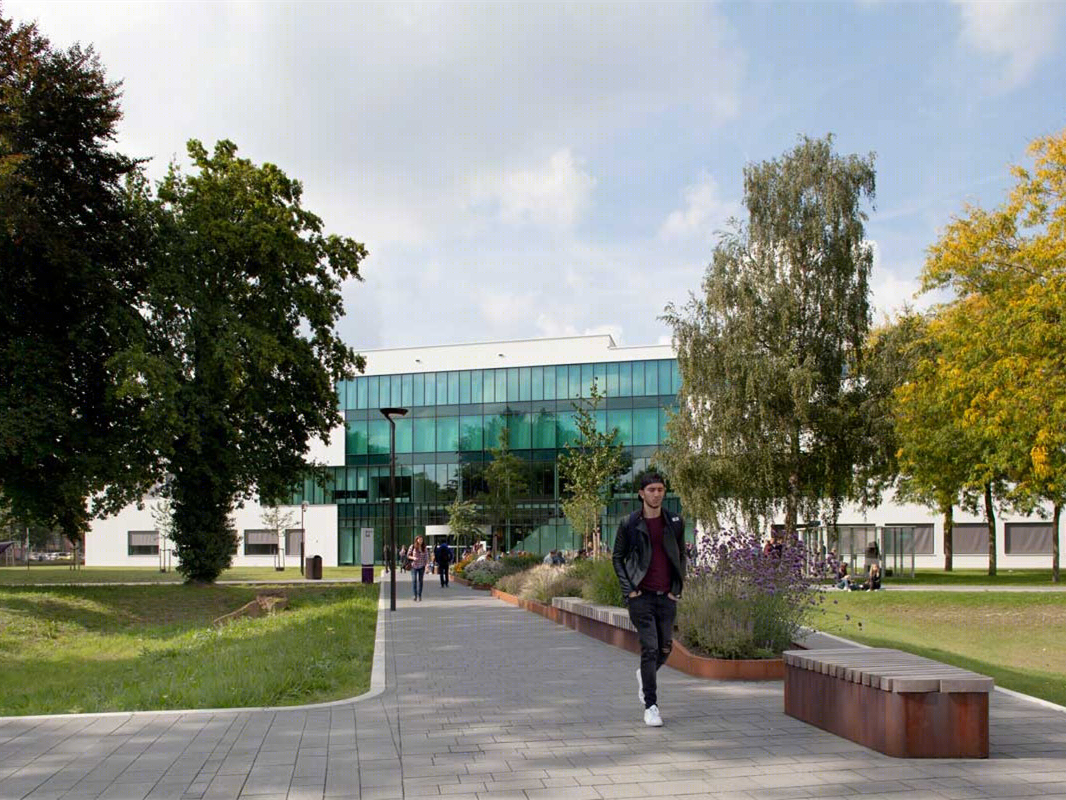 荷兰方提斯应用科技大学 R3 教学楼绿色心脏改造-5