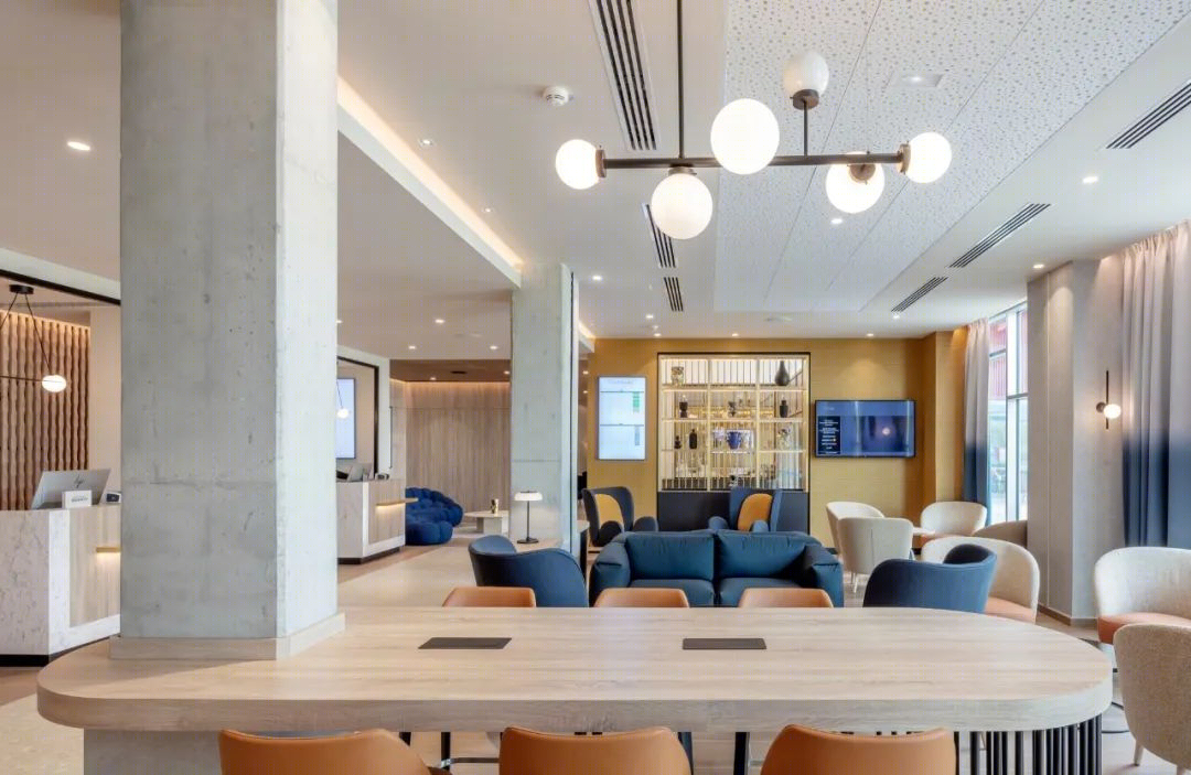 法国彩色立面酒店丨Manuelle Gautrand Architecture-37