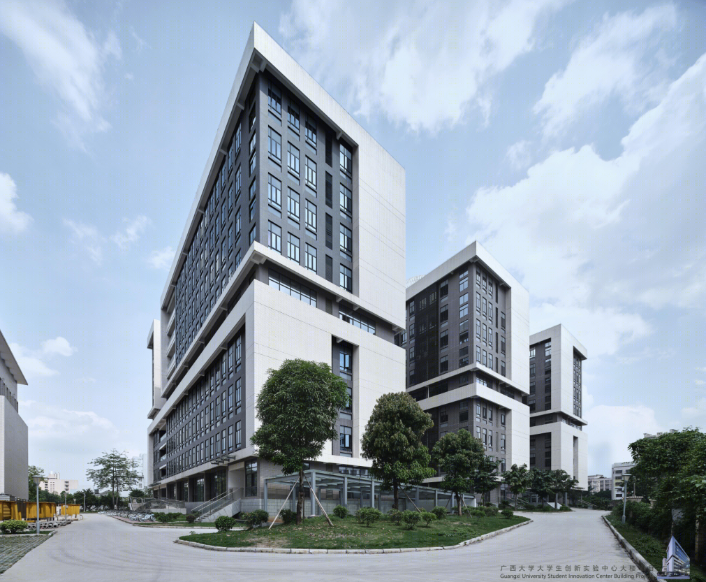 广西大学大学生创新实验中心大楼丨中国广西丨华蓝设计(集团)有限公司-24
