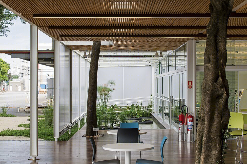 巴西绿色生态商业建筑丨LoebCapote Arquitetura e Urbanismo-23