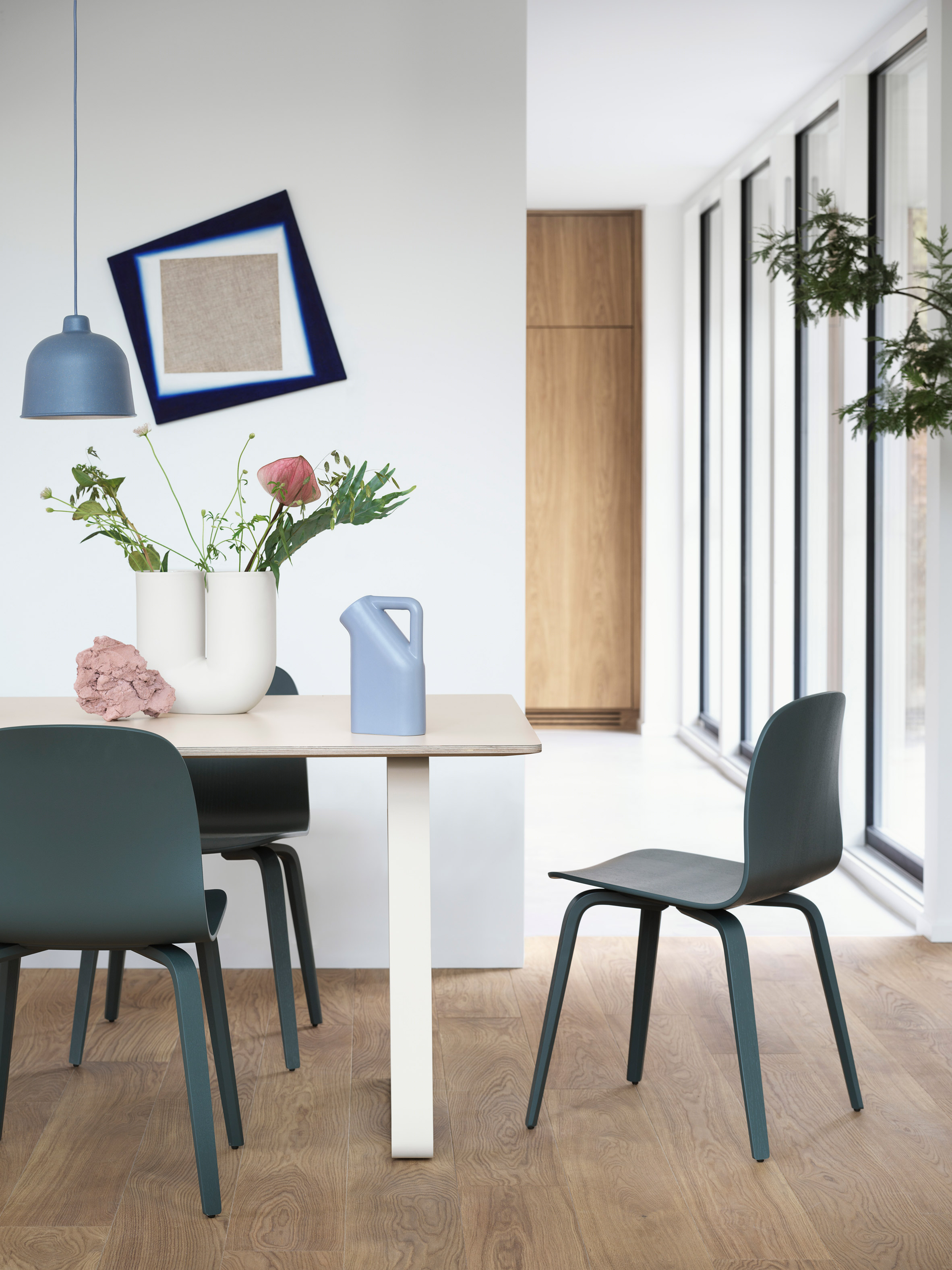 Muuto 推出模块化灯具与扭曲形花瓶-21
