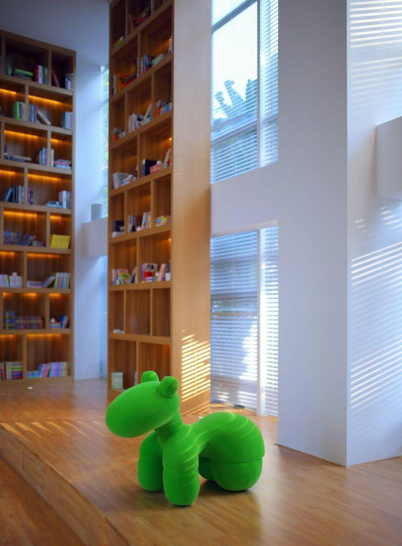 漂浮山林的绘本馆 · 映月公共空间设计-17